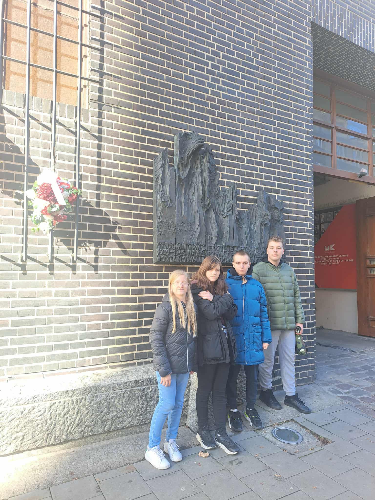 27b3957a-fd2b-426c-9c22-88908c0279f6