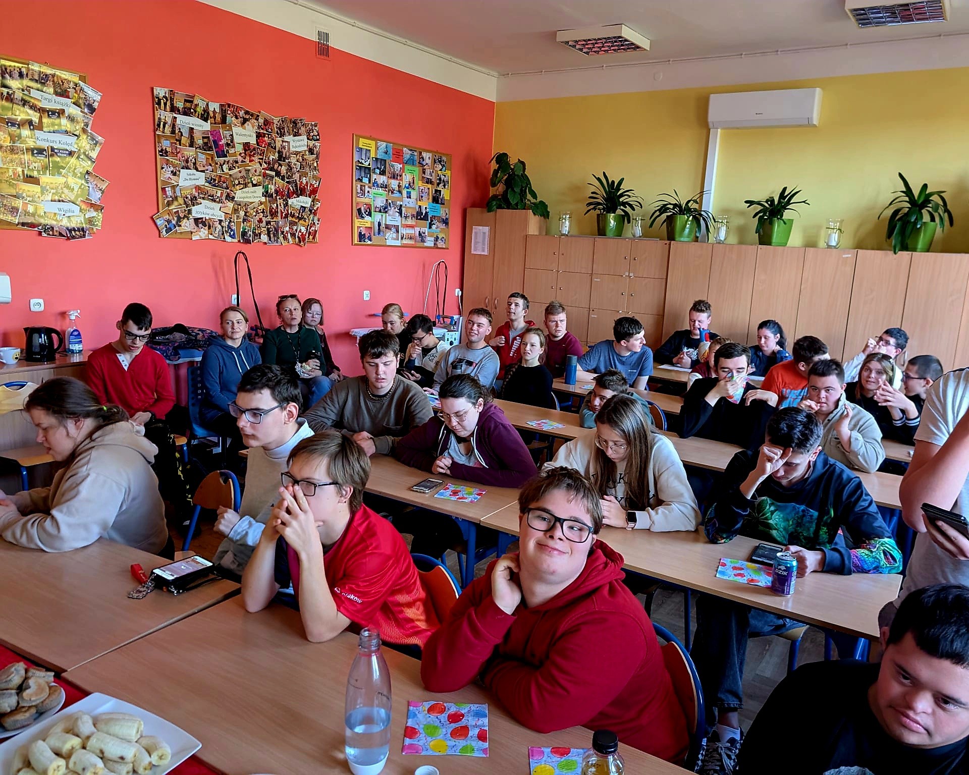 558051504_1373452484783390_2393695543358768264_n