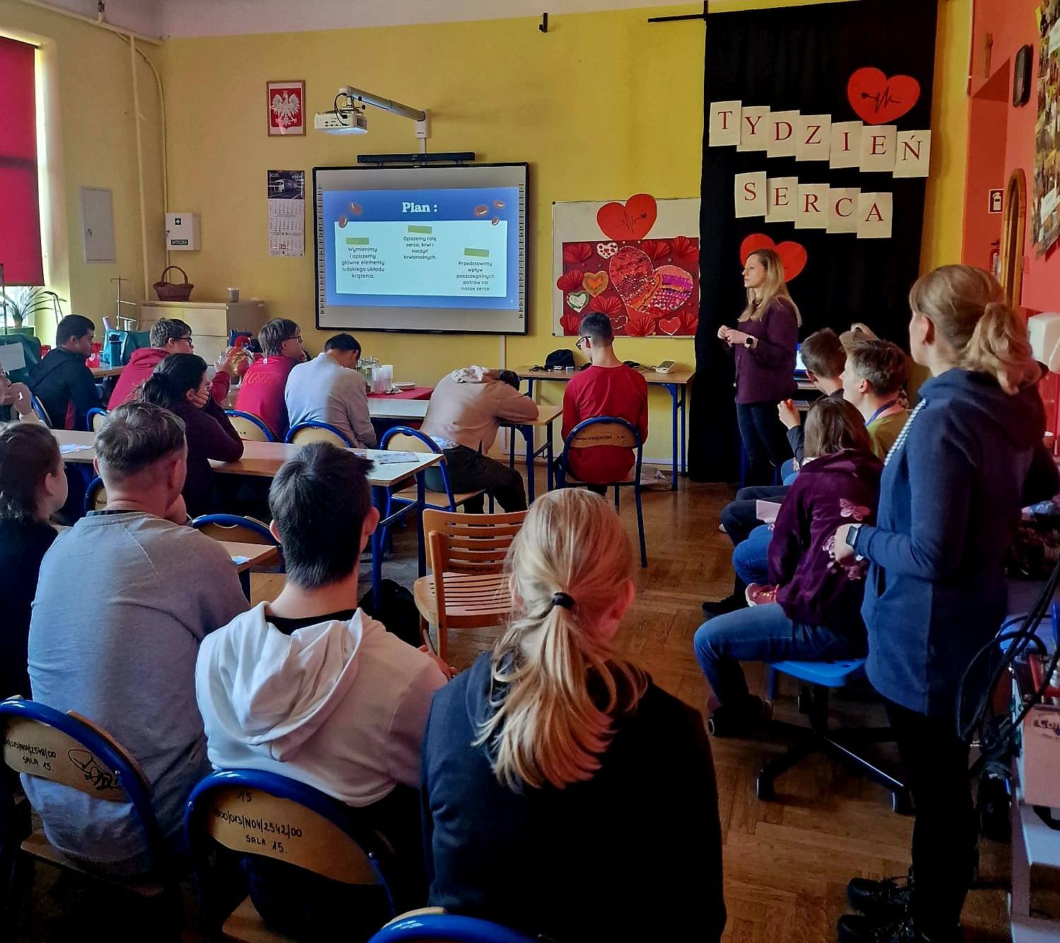 571123208_1373446708117301_2814439994332057551_n