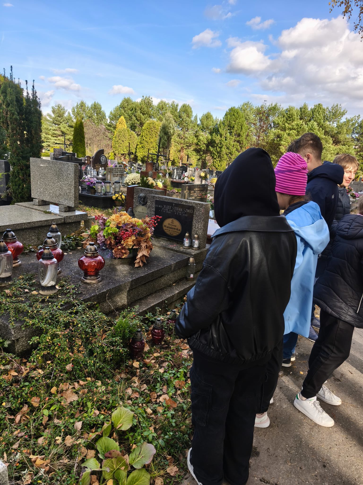 571360554_1330814172171483_2081197222720314095_n