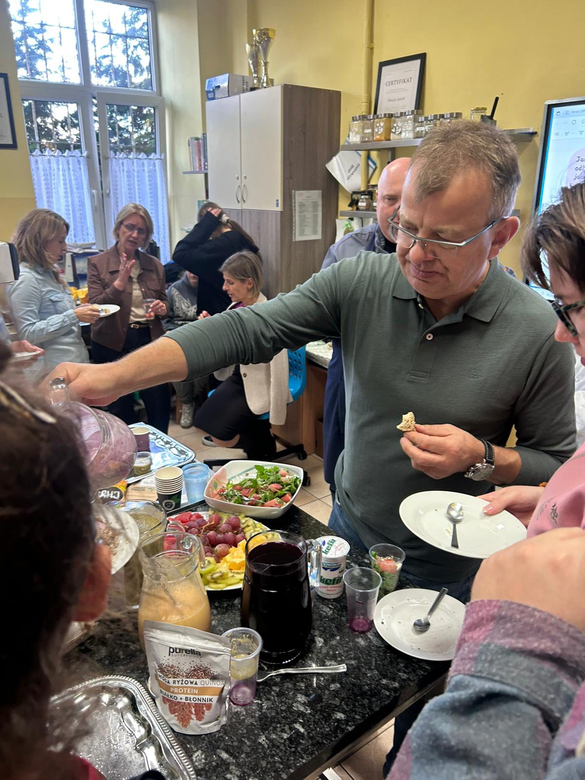 571801777_1330243992228501_7338079646400869176_n