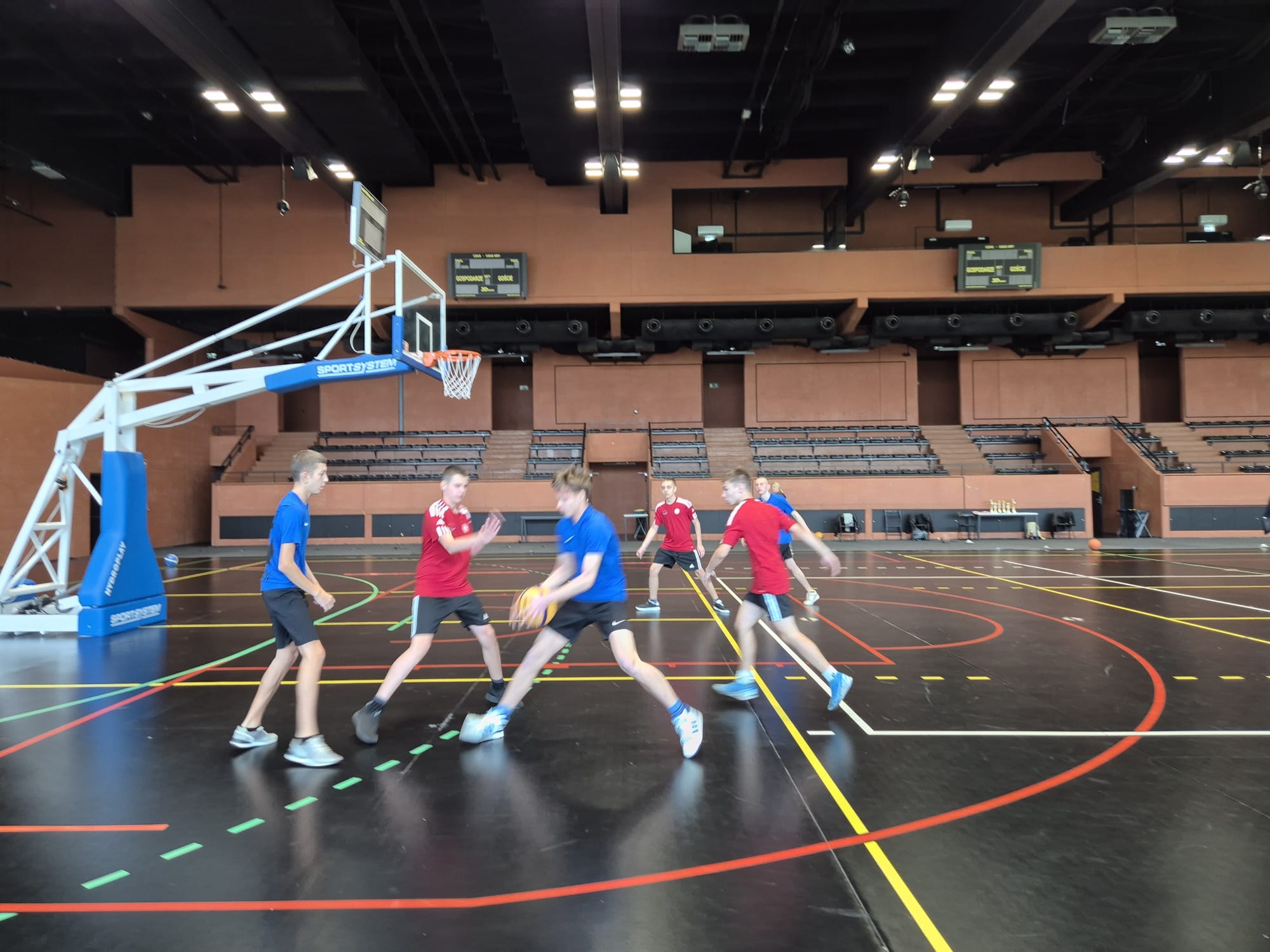 576756990_1336307678288799_7107510179986588080_n