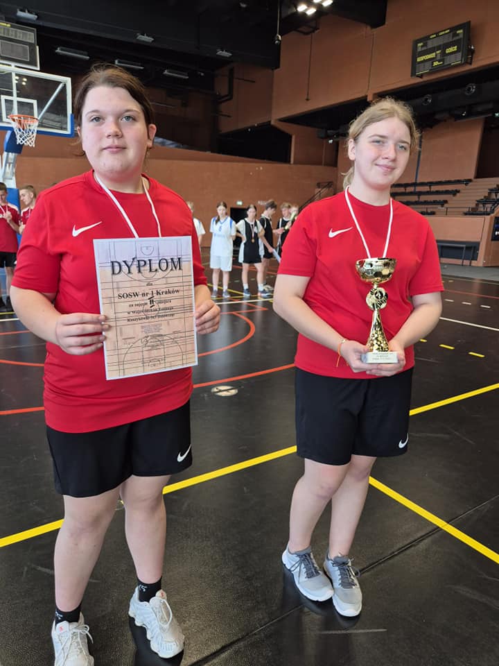 577753252_1336307474955486_237037981488443145_n