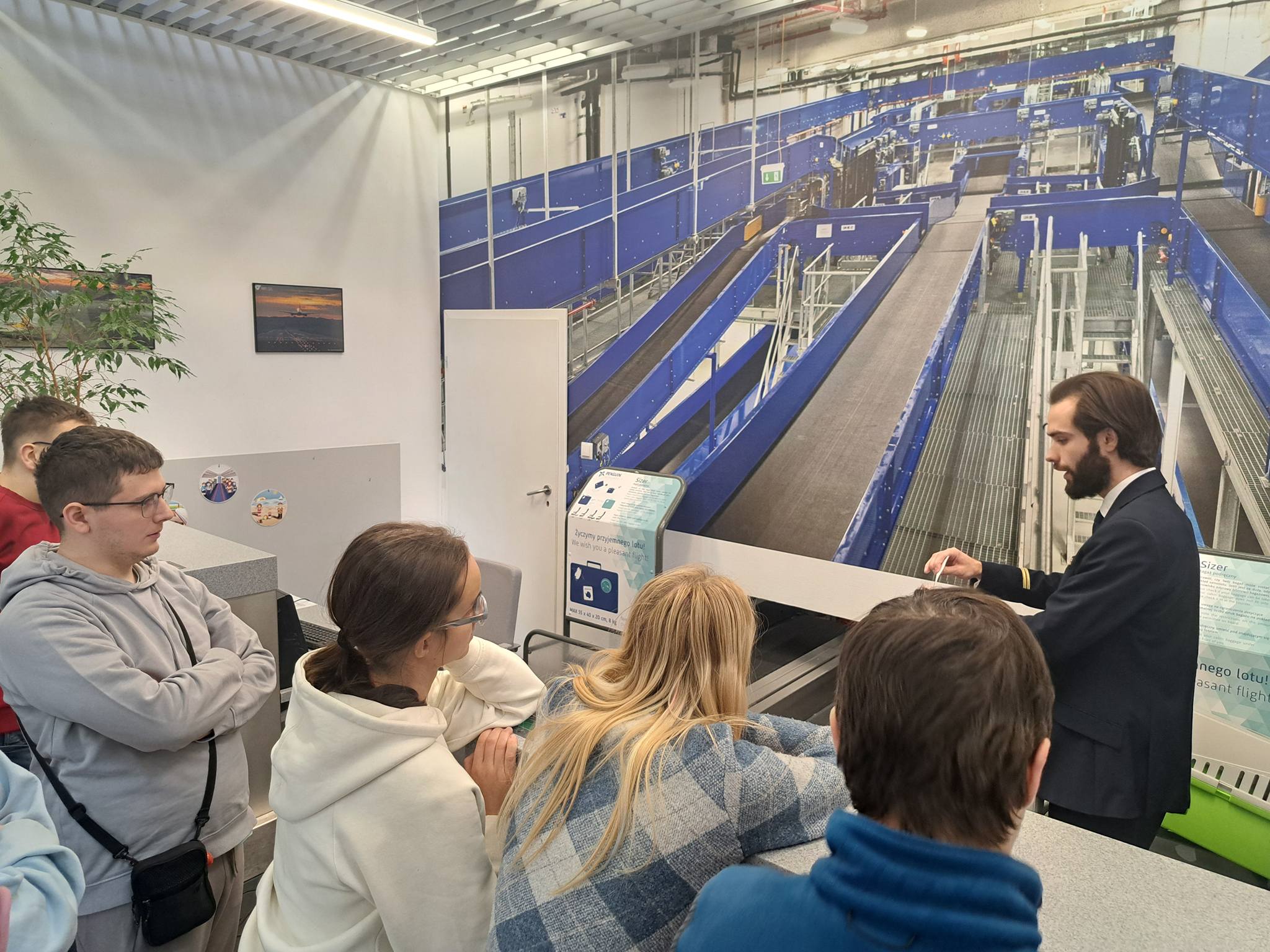 639070396_1419989336587299_5892792579864665706_n